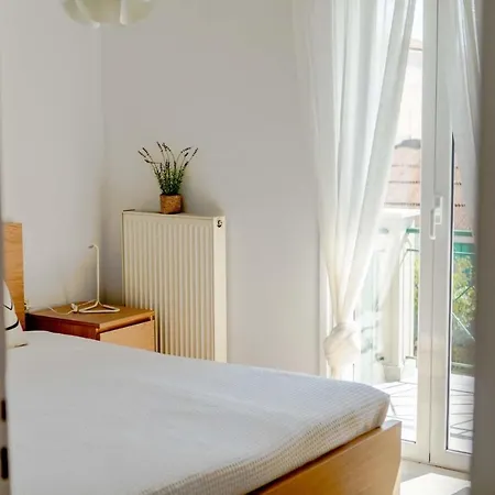 Suns 8 Apartment Lixouri